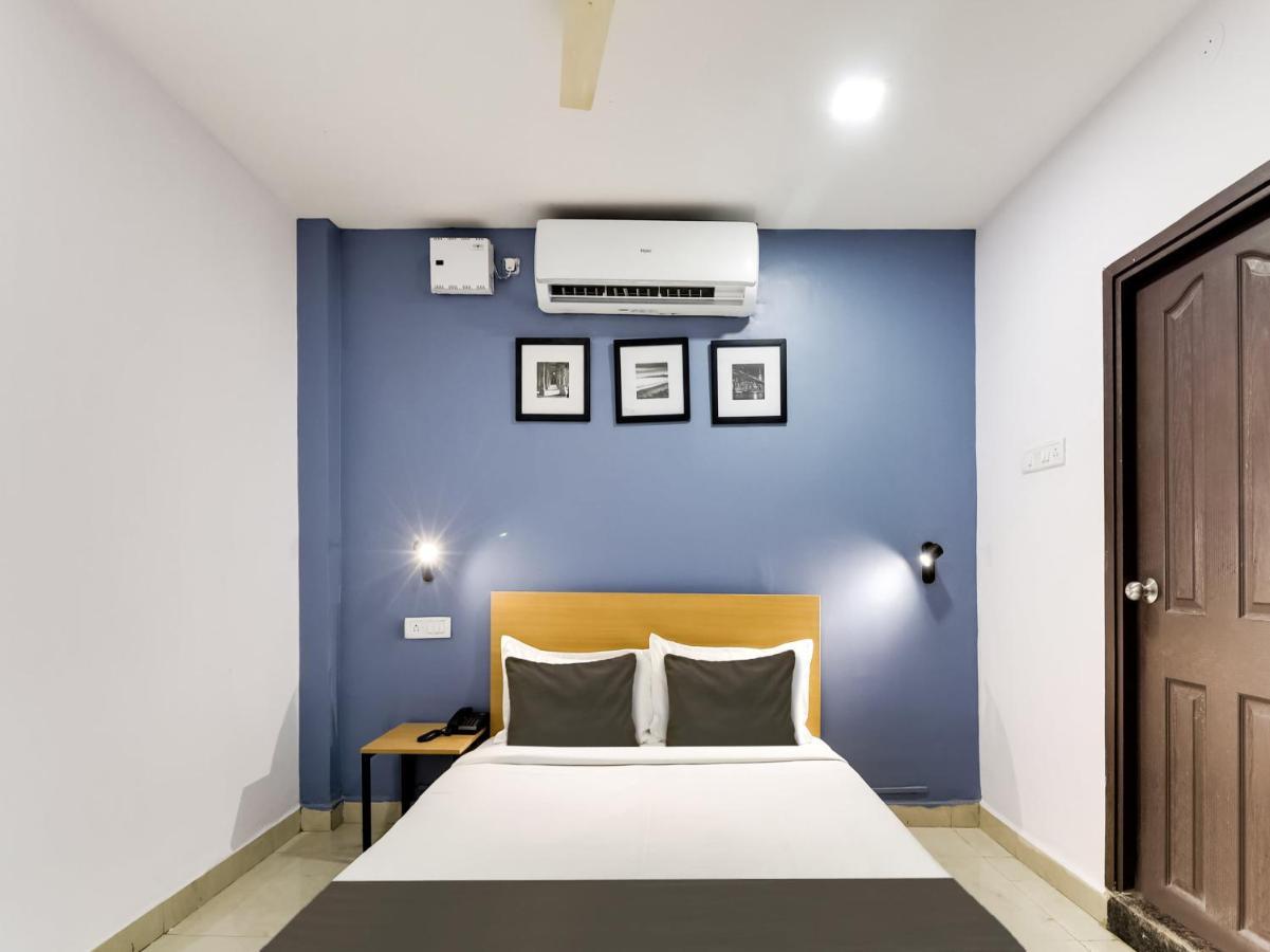 Collection O Golden Gate Hotel Hyderabad