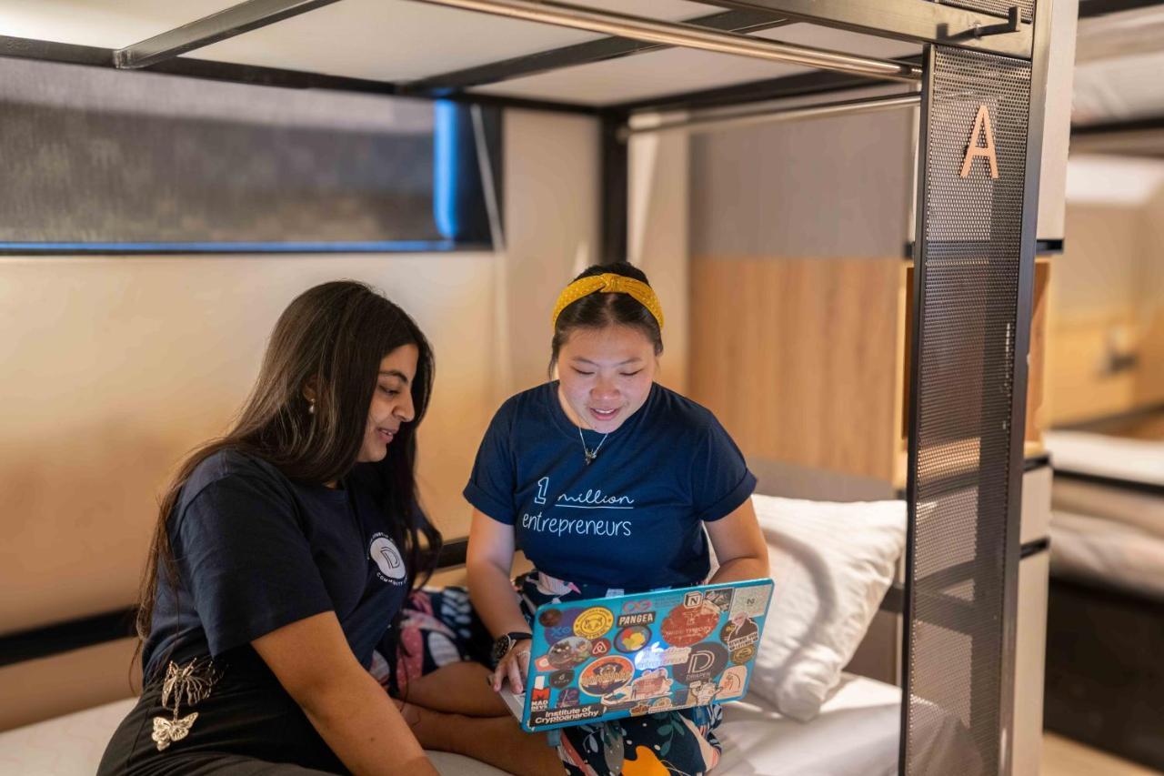 Hostel Draper Startup House For Entrepreneurs