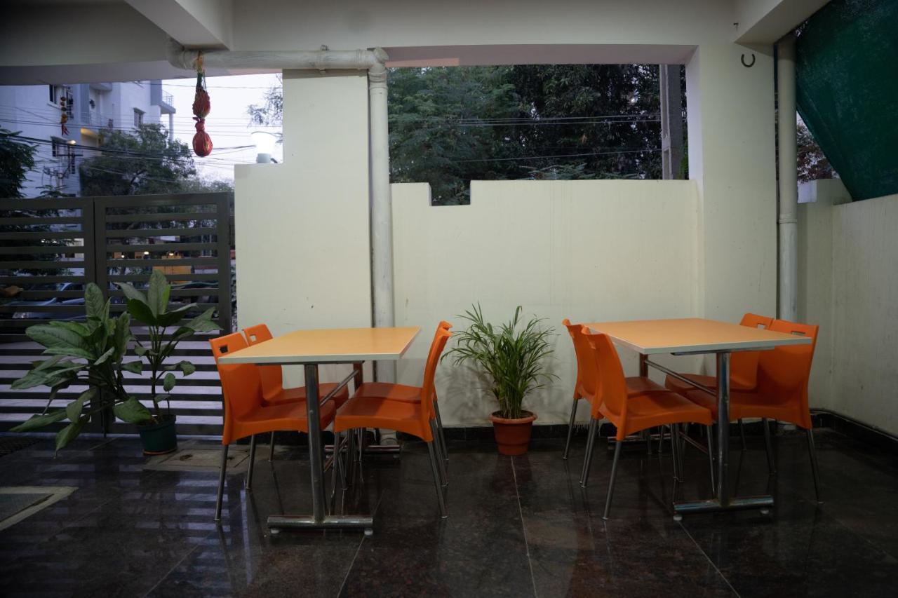 Yellow Bells Gachibowli Hotel Hyderabad