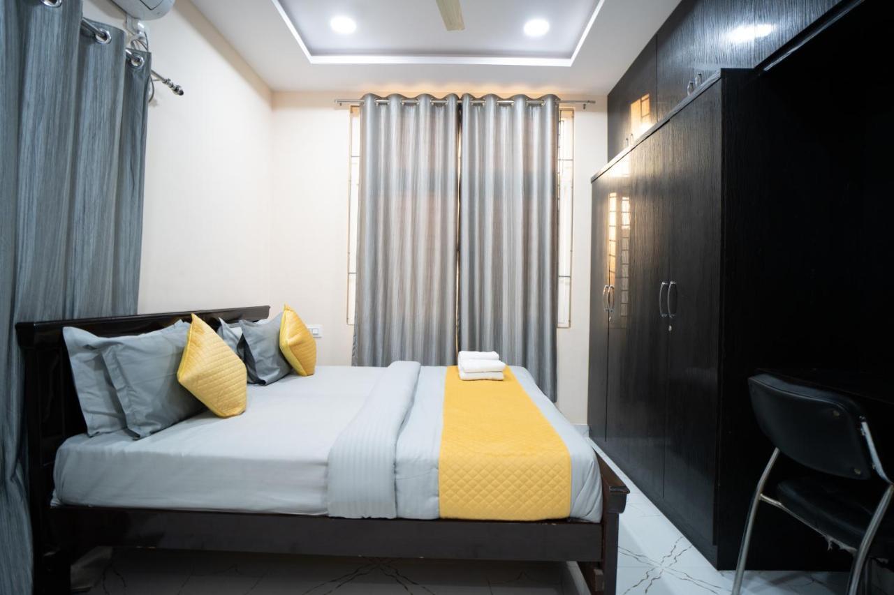 Yellow Bells Gachibowli Hotel 3*