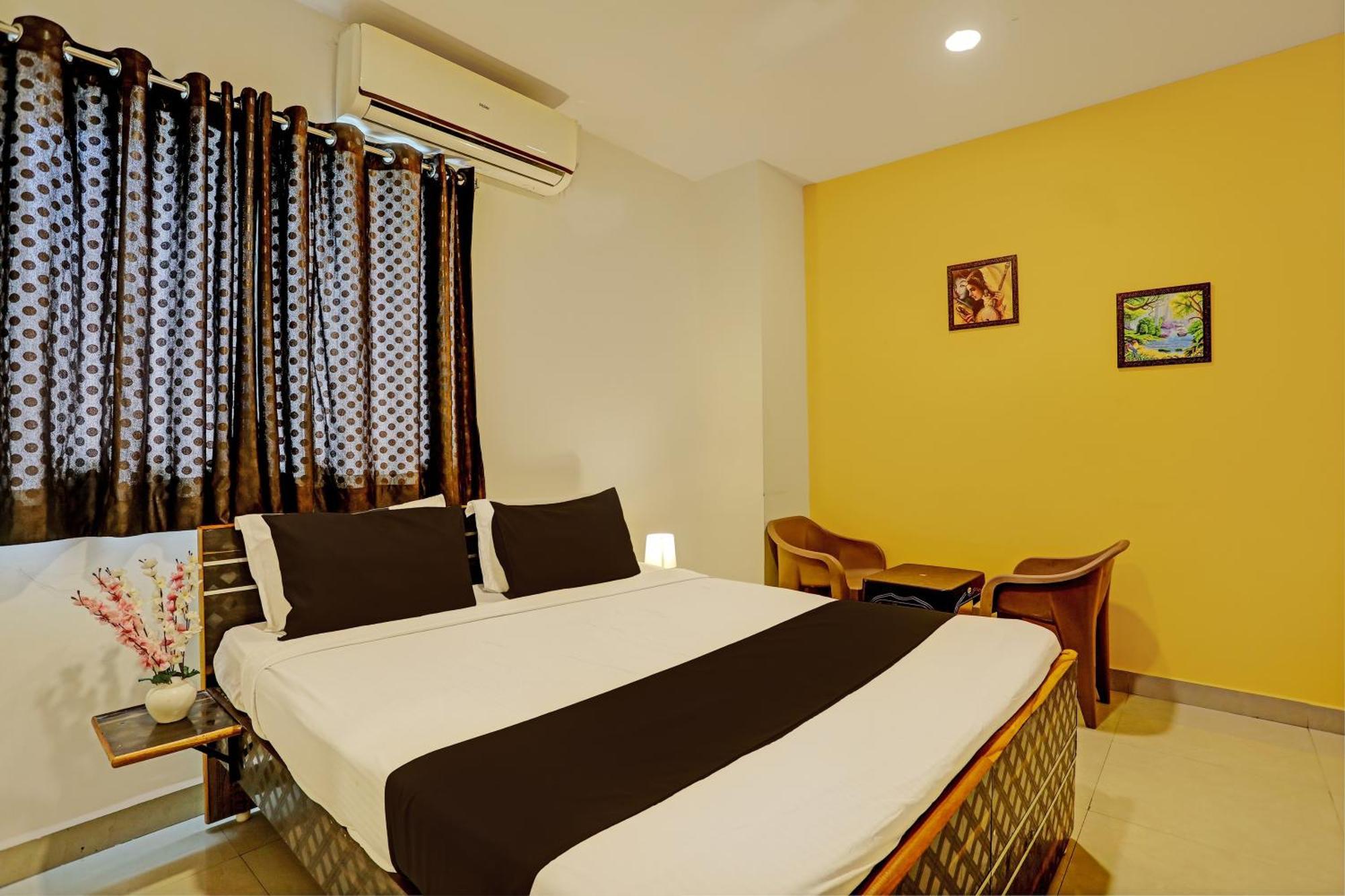 Super Capital O Saharsh Grand Near Shilparamam Hotel