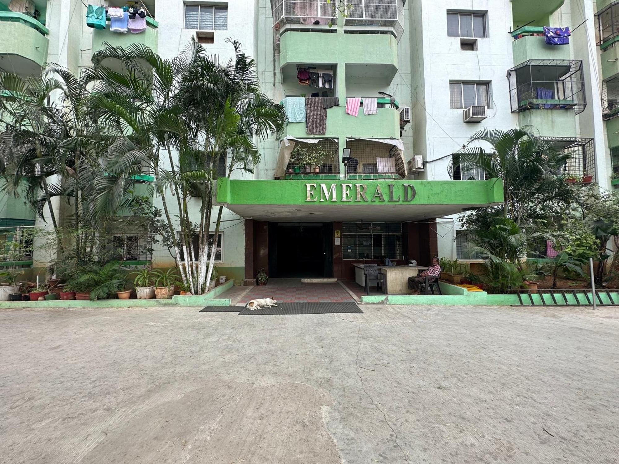 Bms - 2 Bhk Lux Ac Only For Family's Hyderabad