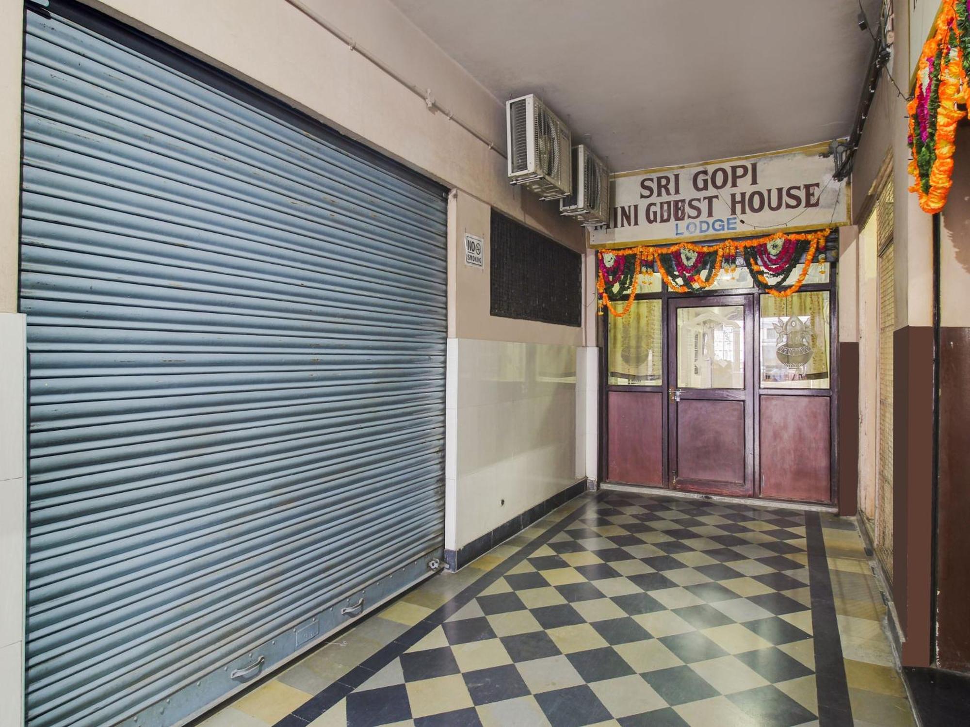 O Sri Gopi Mini Near Erragadda Metro Station Hotel