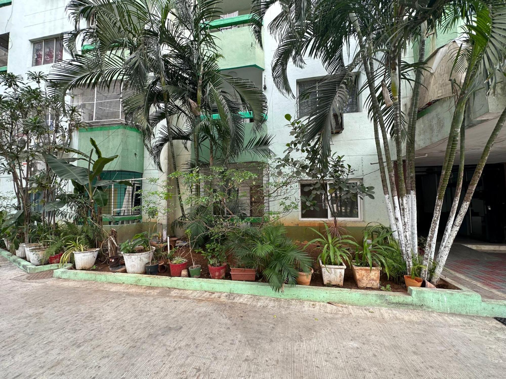 Bms - 2 Bhk Lux Ac Only For Family's Apartment *