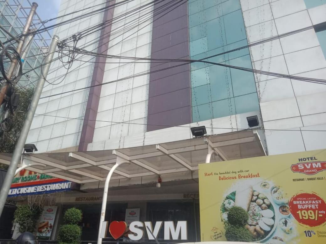 The Svm Hotel: Lavish Buffet Breakfast Included Hotel Hyderabad