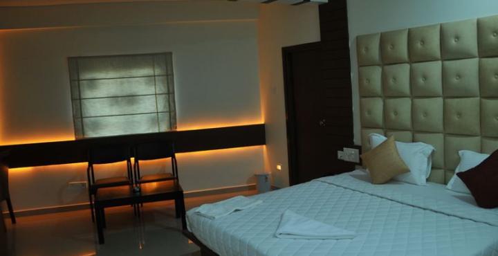 Hotel The Crown 3*