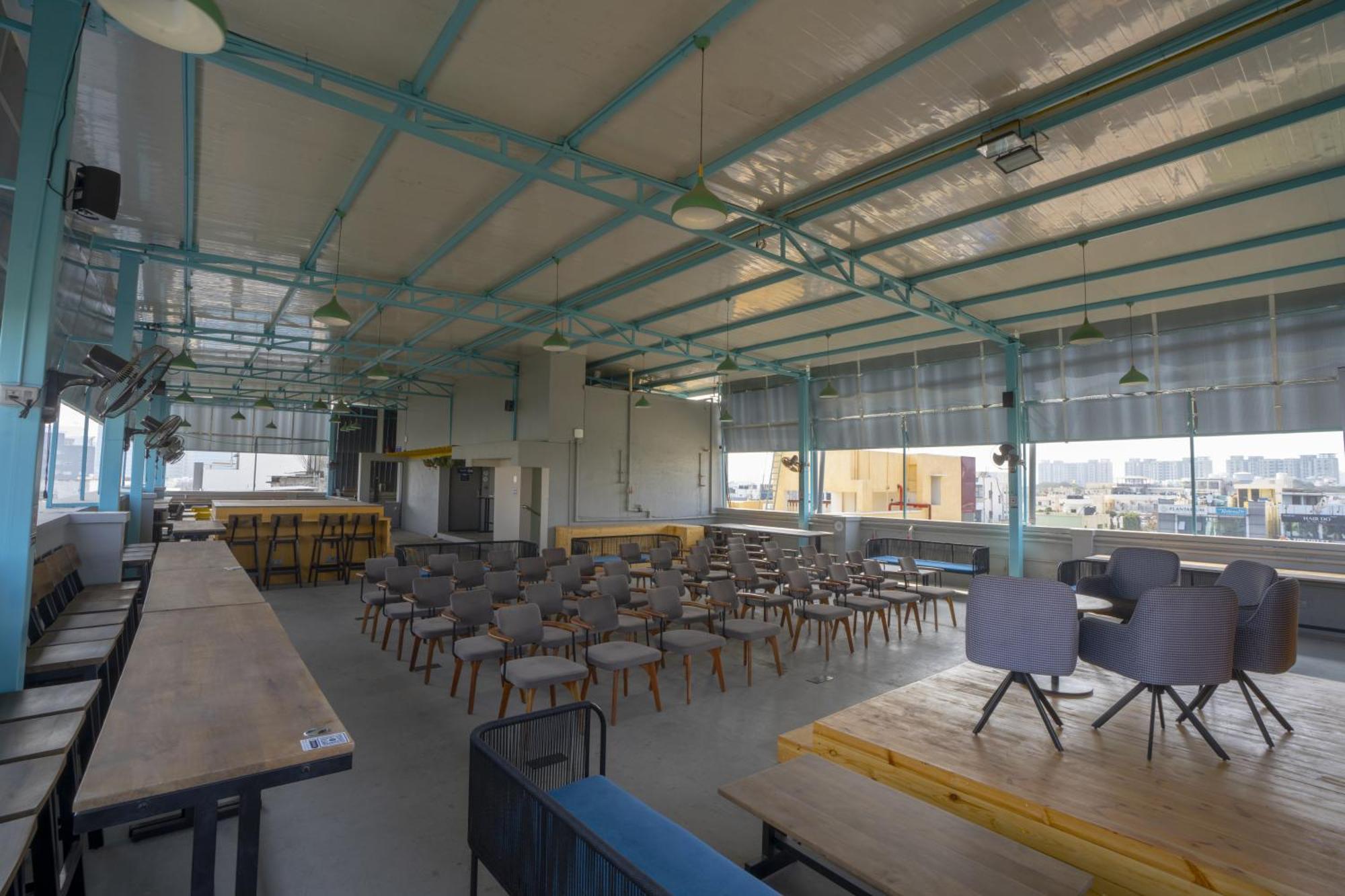 Draper Startup House For Entrepreneurs Hostel