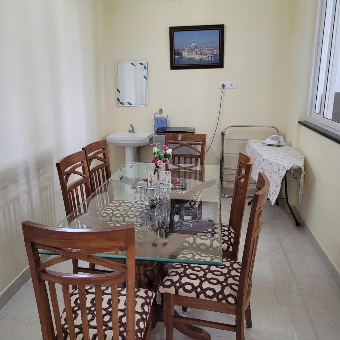 Vazeer Residency *