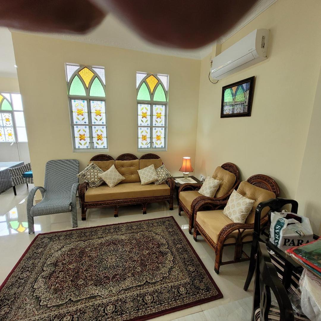Vazeer Residency Apartment *