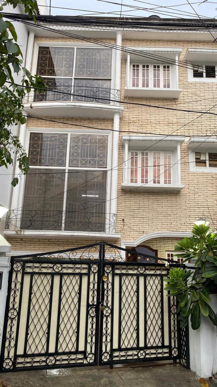 Mithra Homes Homestay *