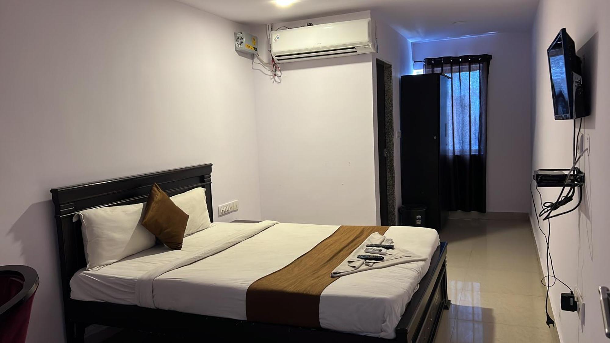 The Metro International 3*