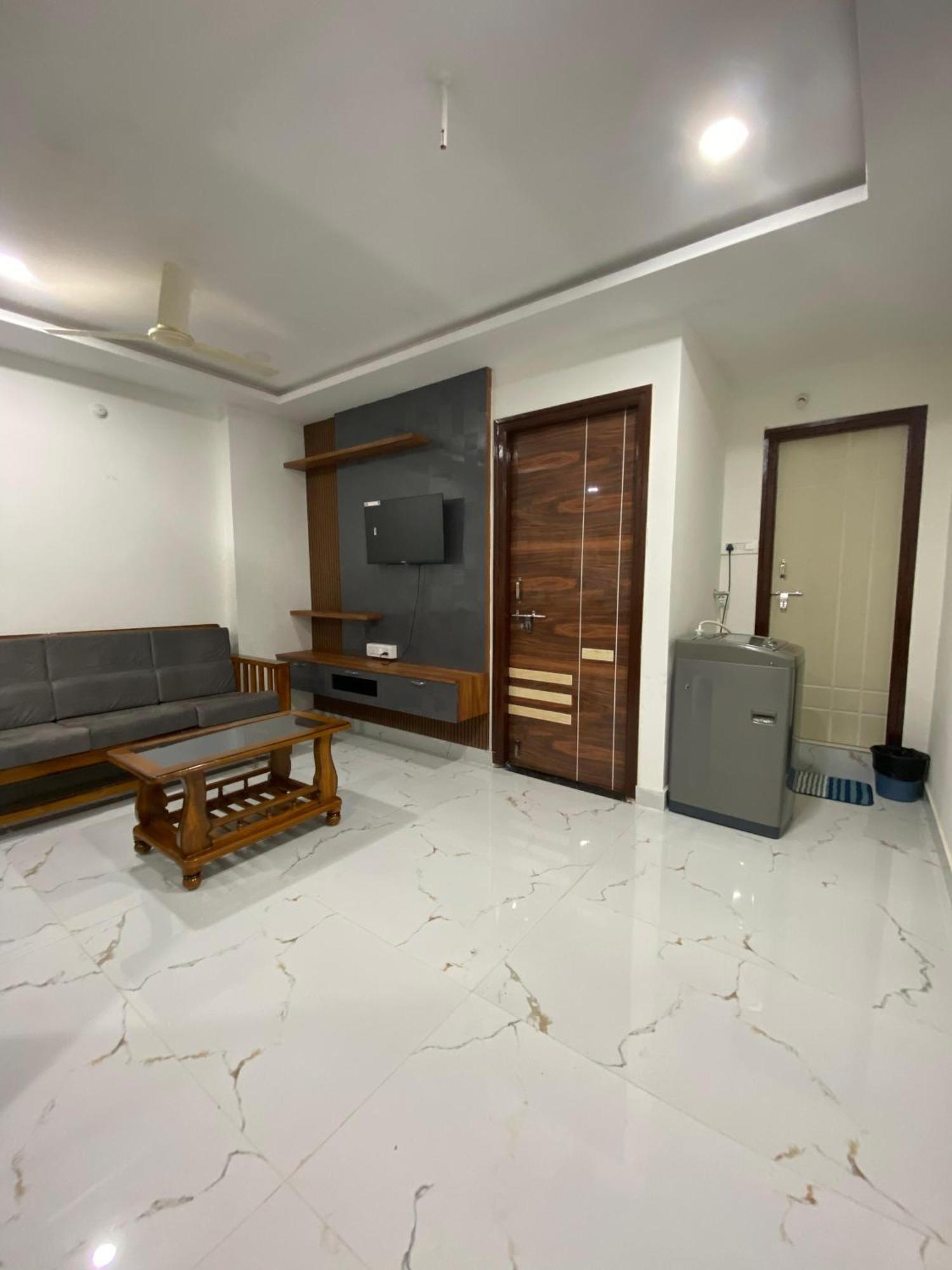 Millennia Service Apartments'1 Apartment