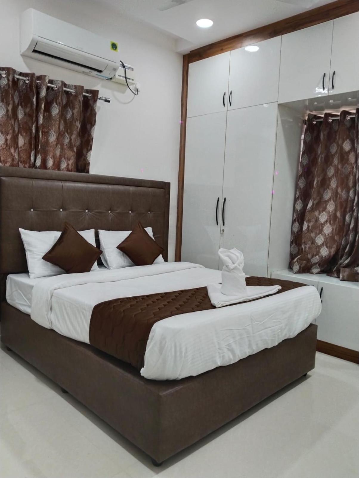 Apartment Mythri Retreat Service Hyderabad