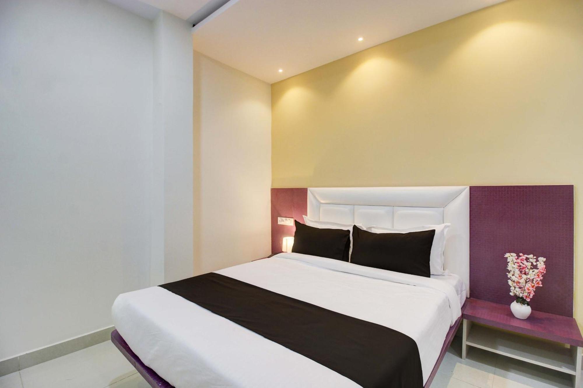 Igloos Hotel