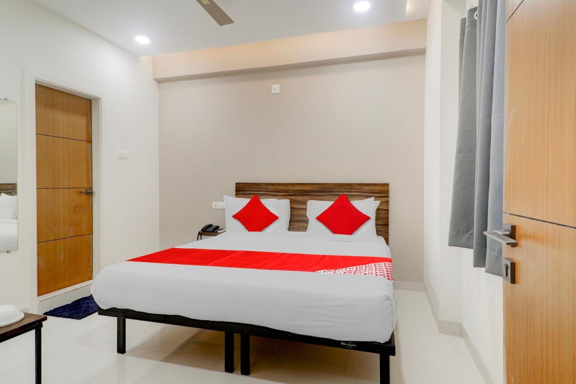 Super O Prime Time Hotel