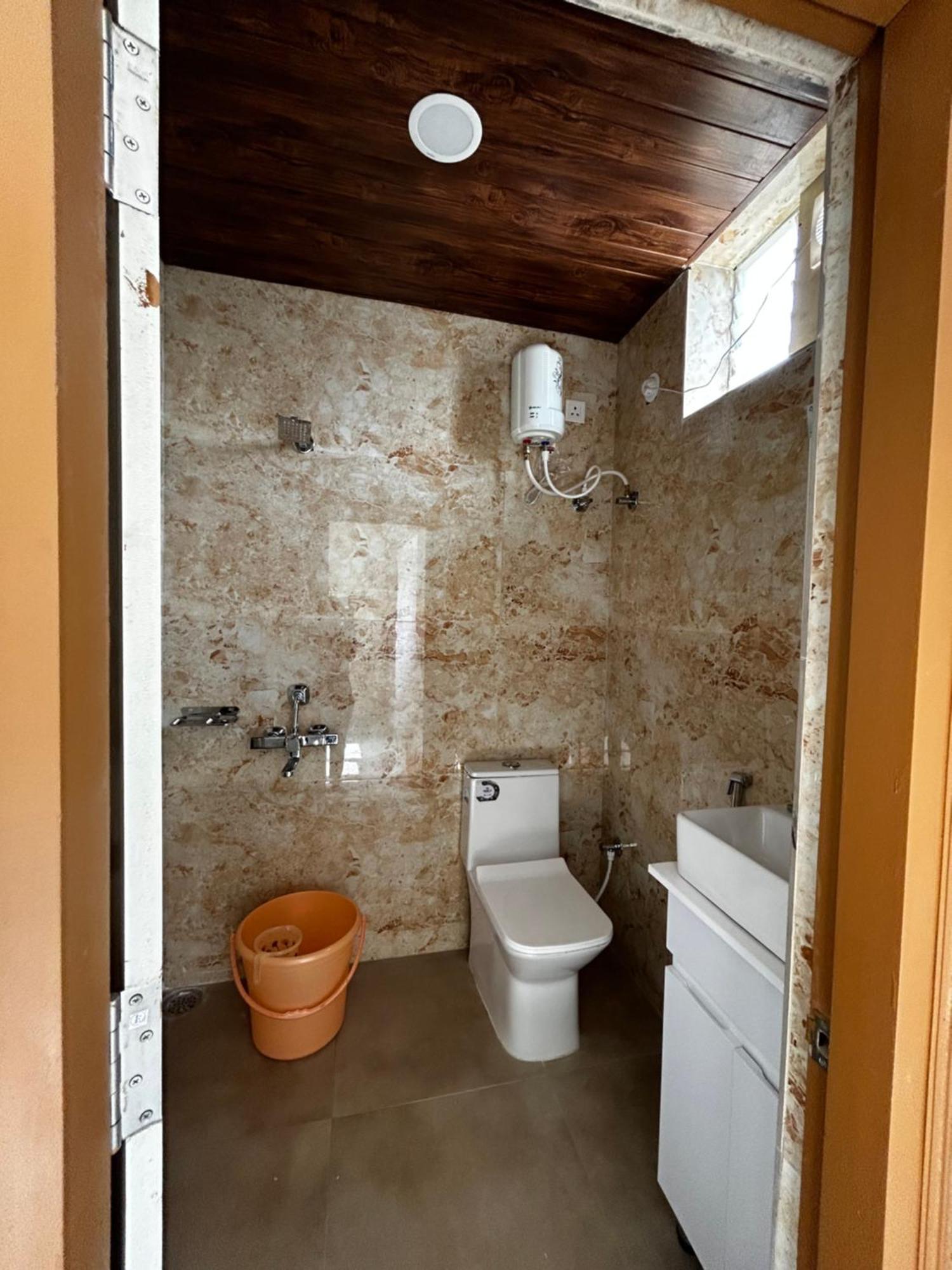 Luxury 3 Bedroom 3 Bathroom Penthouse Guest house