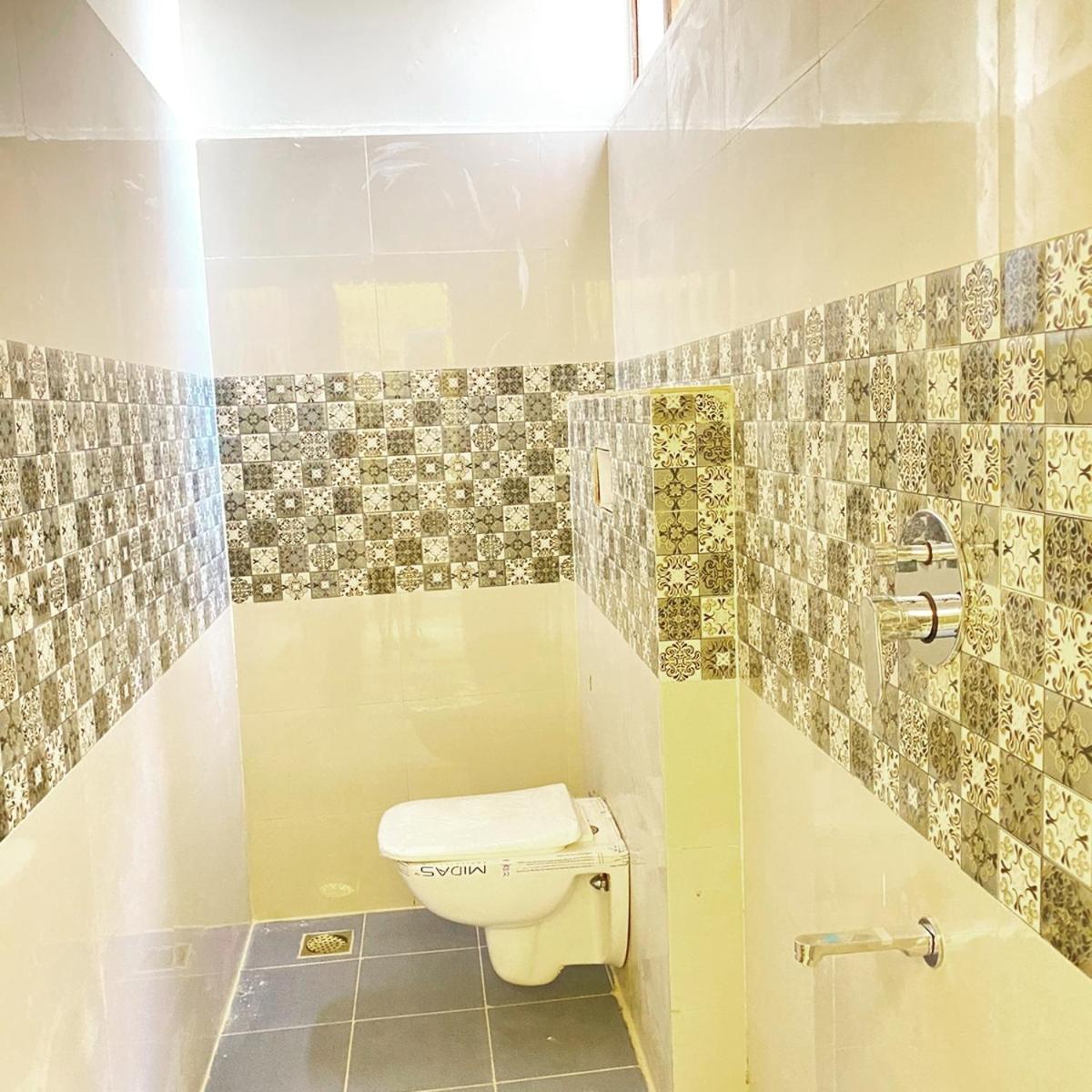 Hotel Kp Suites Metro
