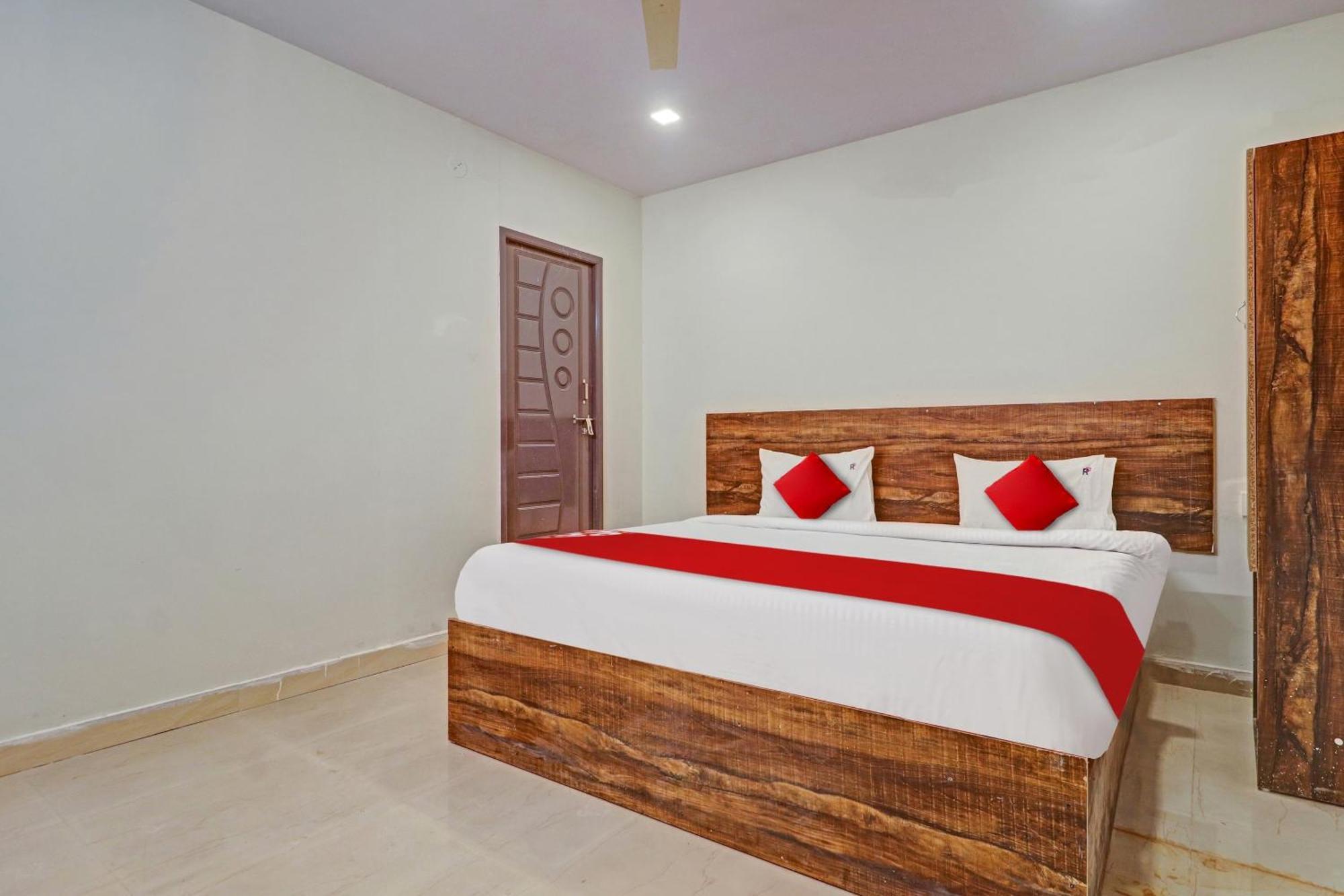 O R Square Hotel