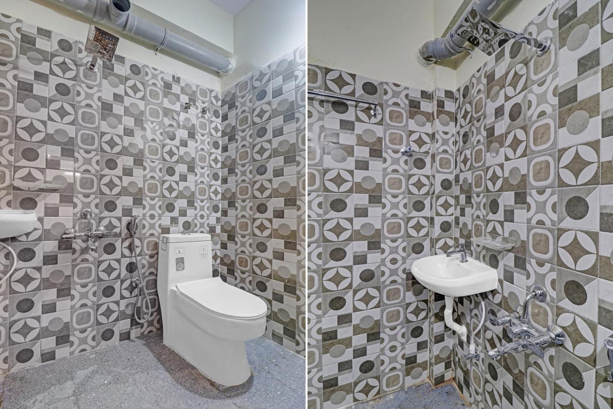 O R Square Hotel 3*