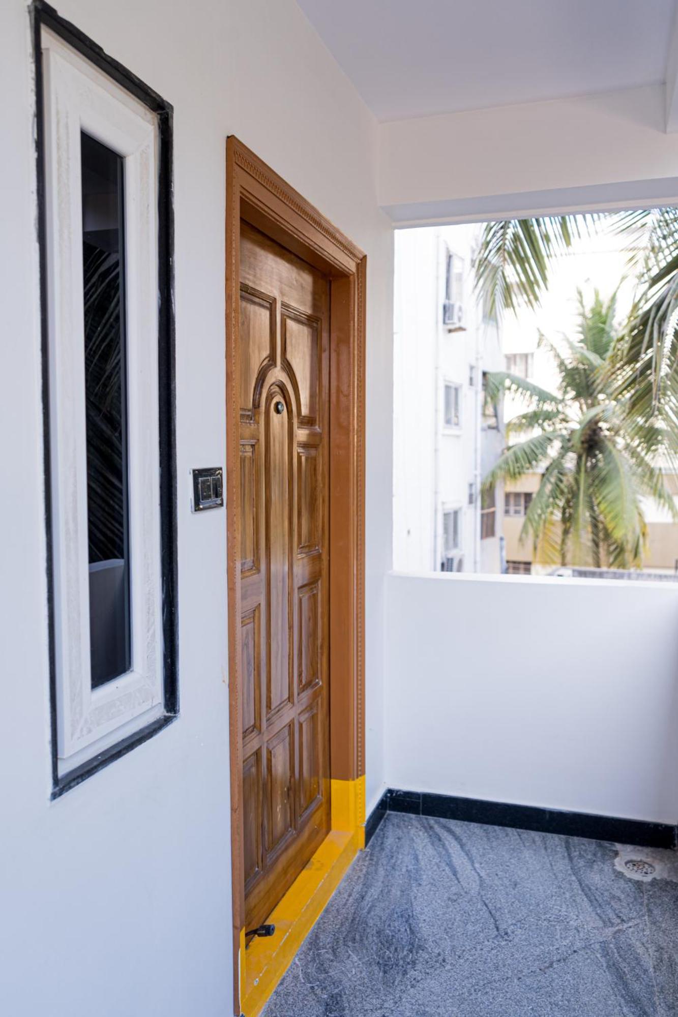 Apartment Luxury 3 Bhk Flat In Hyderabad