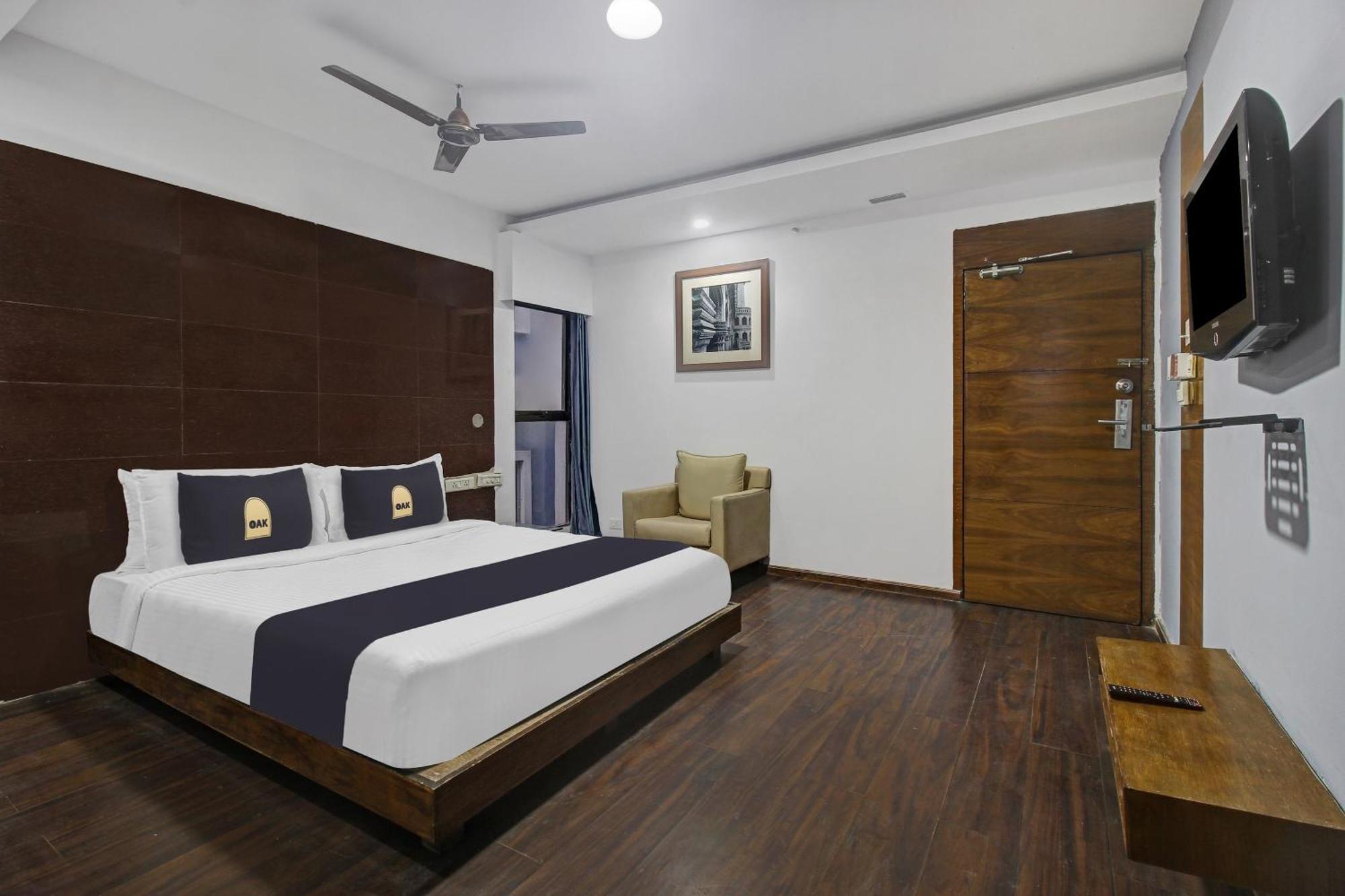 Townhouse Oak The Margi Near Yosufguda Metro Station 4*