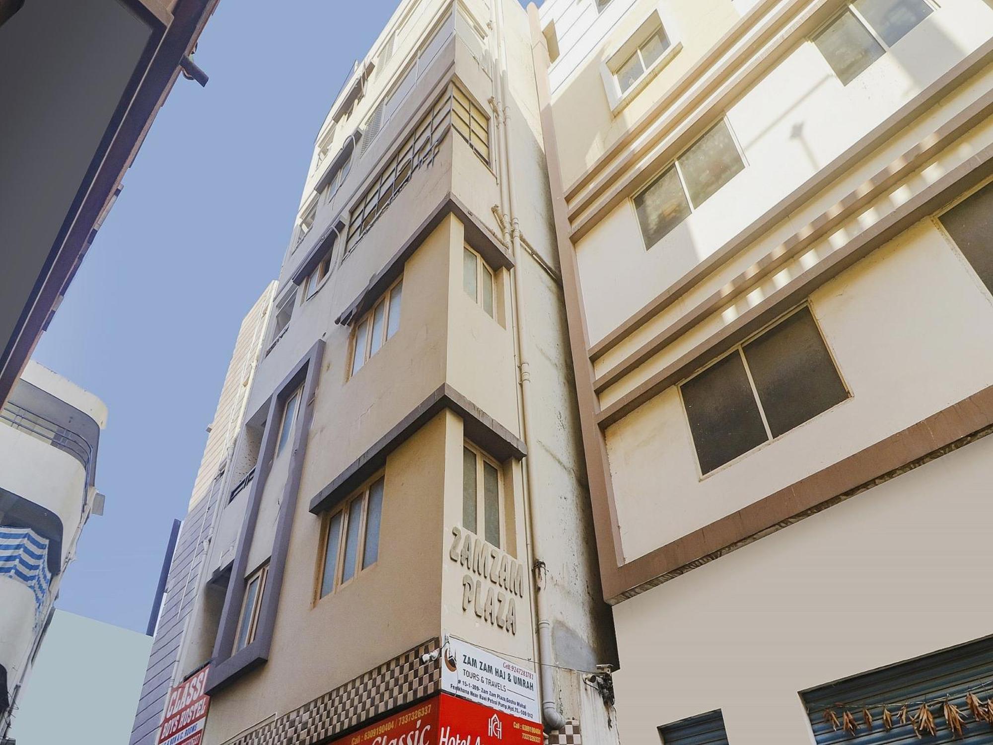 Hotel O Aroma Classic Near Nampally Railway Station