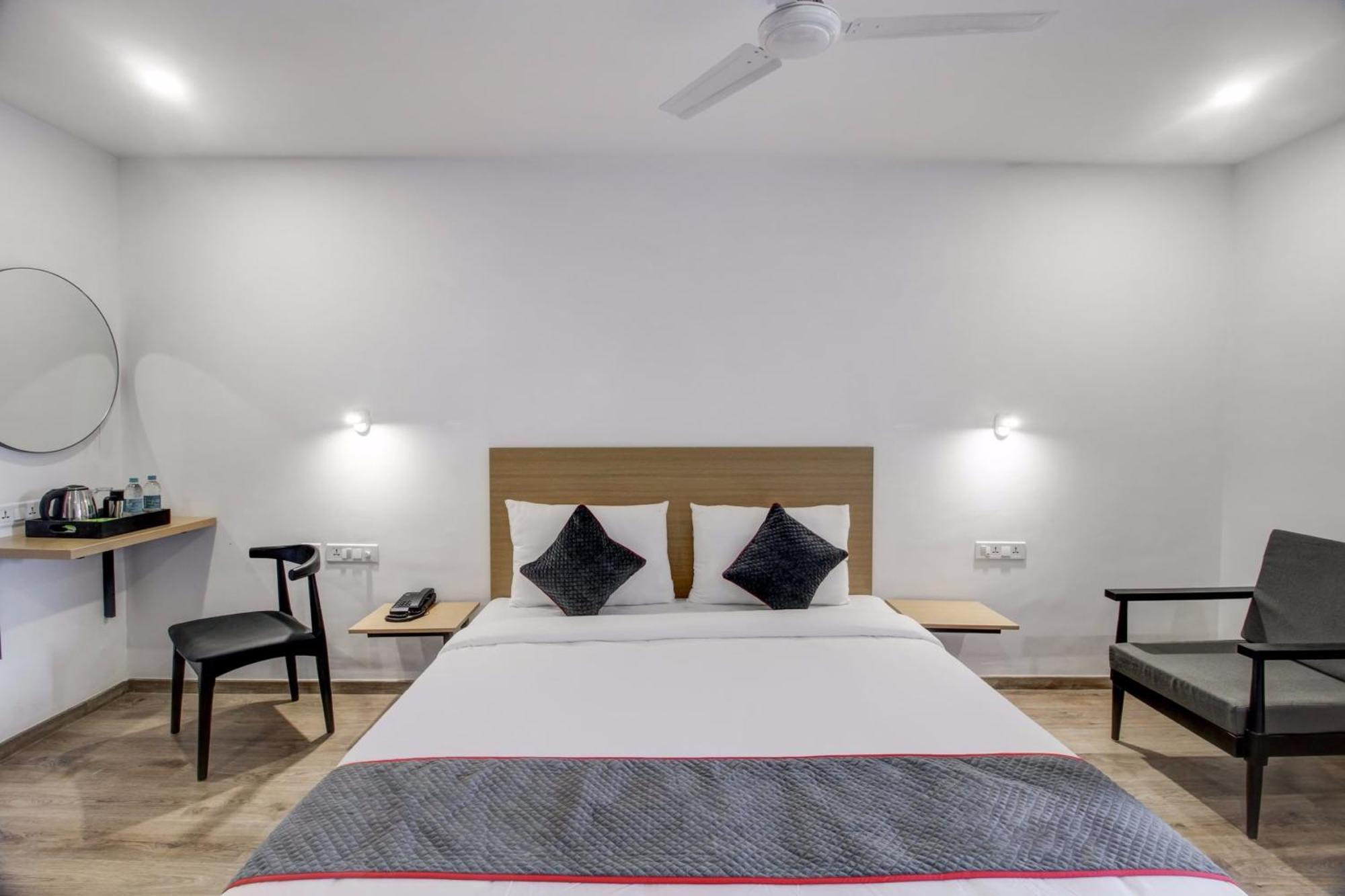Super Townhouse Rcc Majestic 397 Lb Nagar Hotel Hyderabad