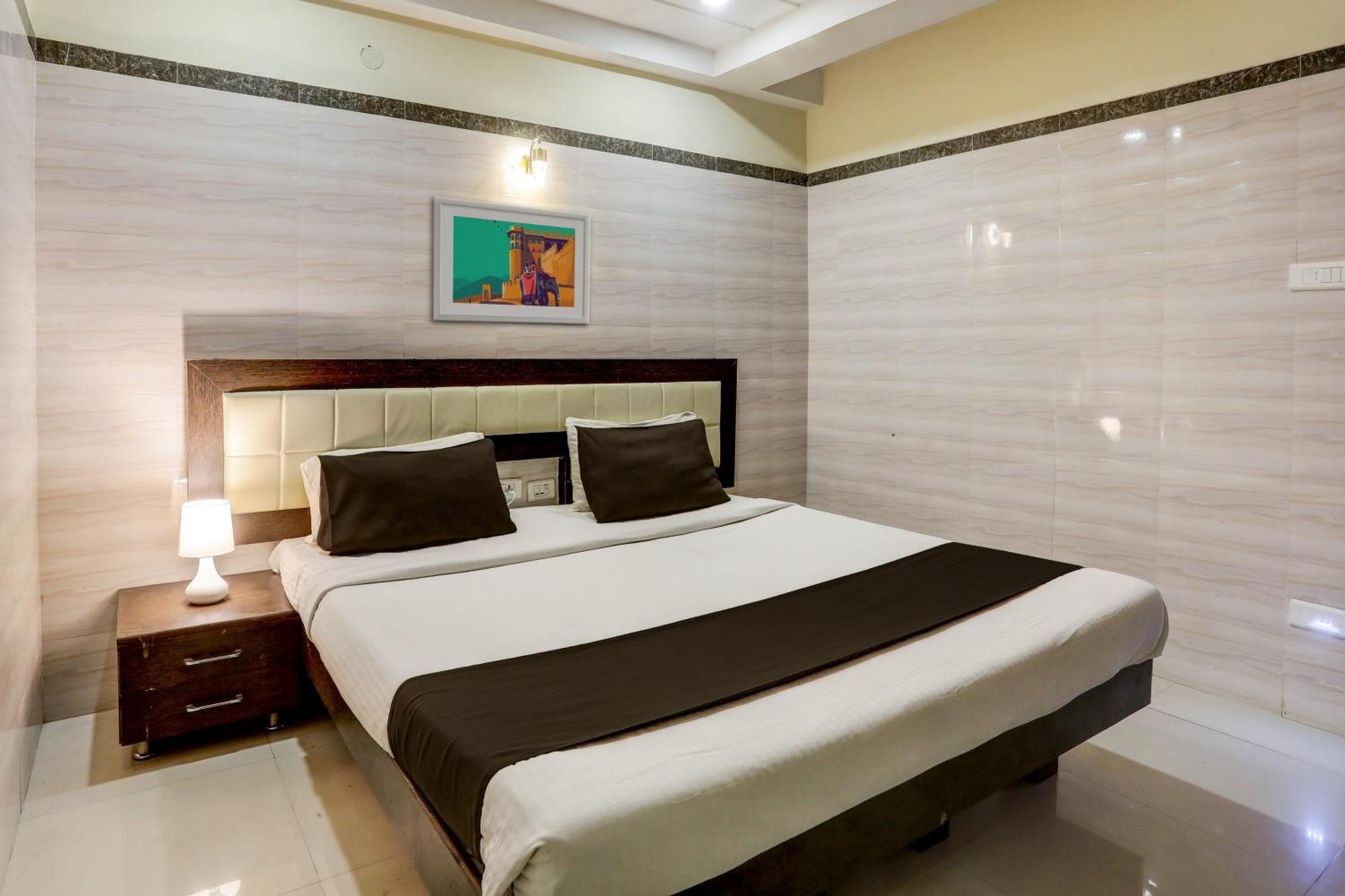 Flagship Suhana Grand 3* Hyderabad