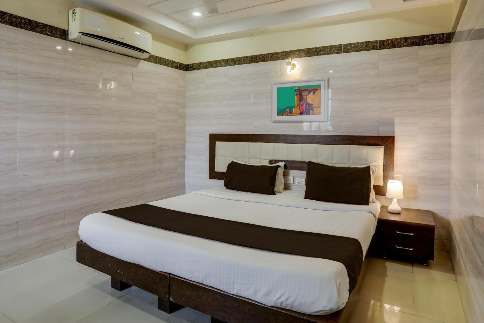 Flagship Suhana Grand 3* Hyderabad