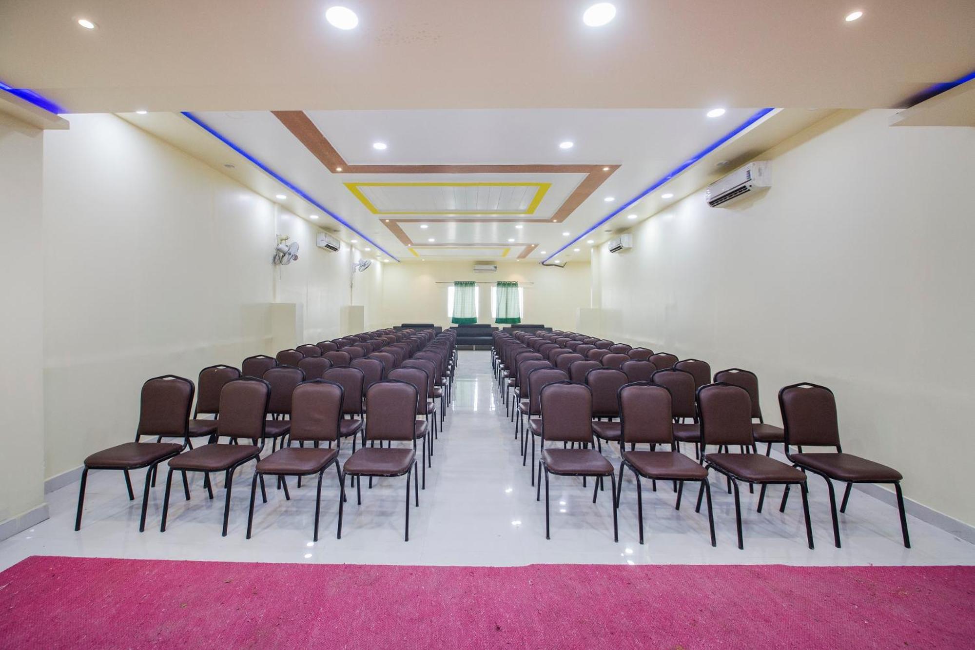 Hotel O Palak Residency Near Erragadda Metro Station