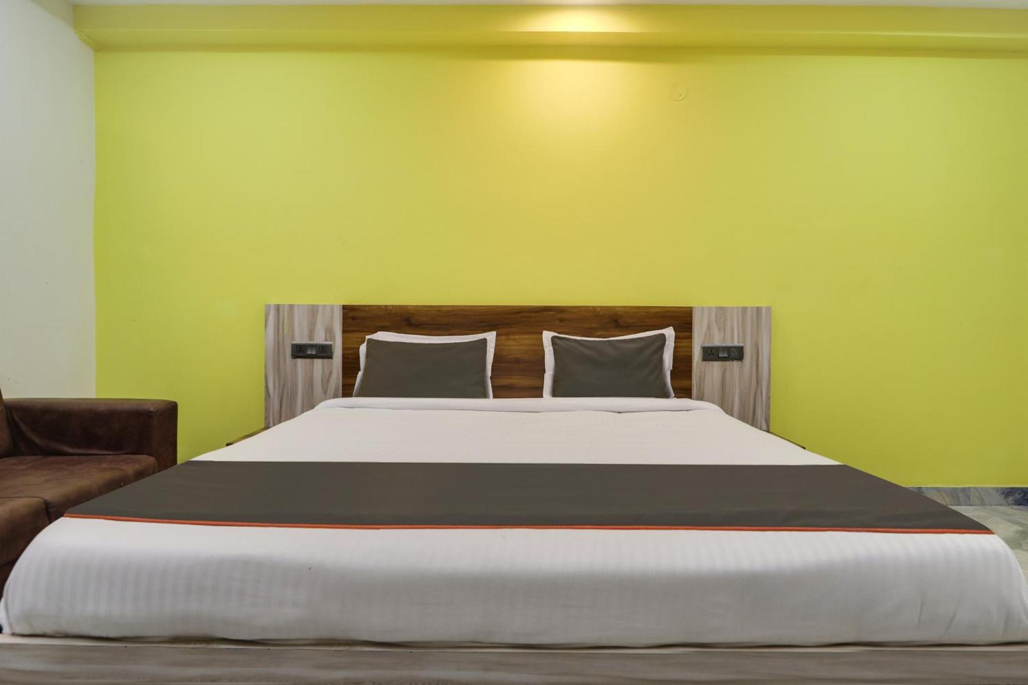 Hotel Collection O Sai Poojitha Suites 3*