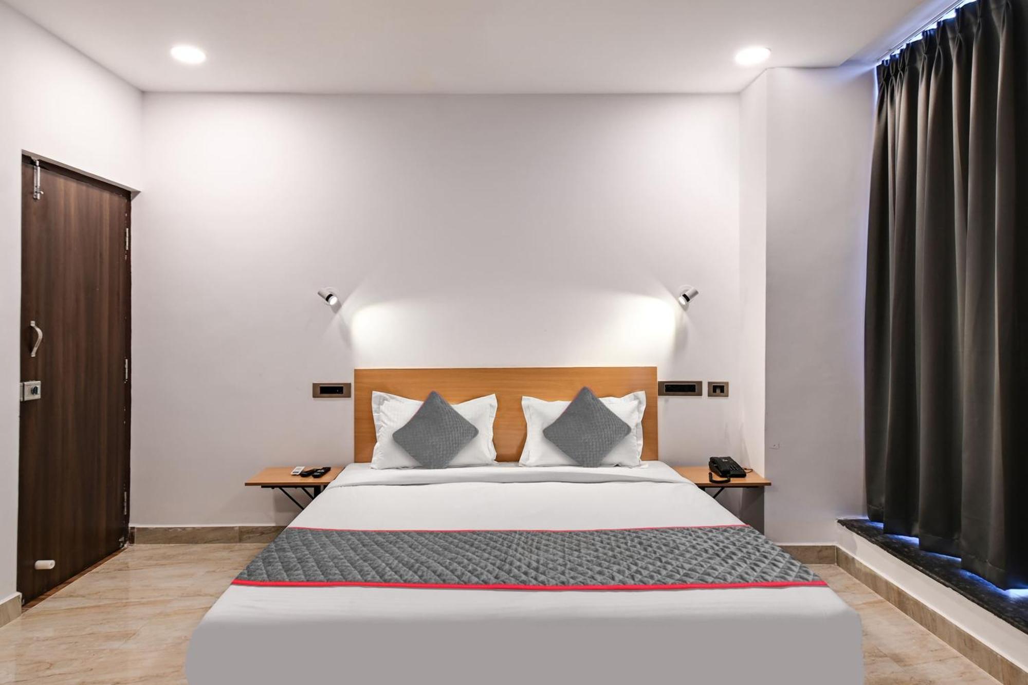 Super Townhouse De Alphabet Karmanghat Hotel Hyderabad