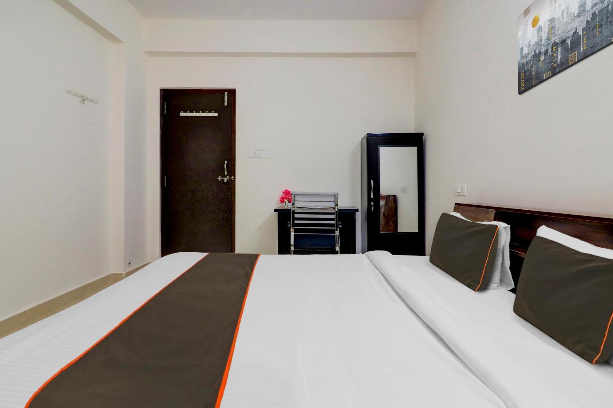 Hotel Capital O S V Residency Nalagandla