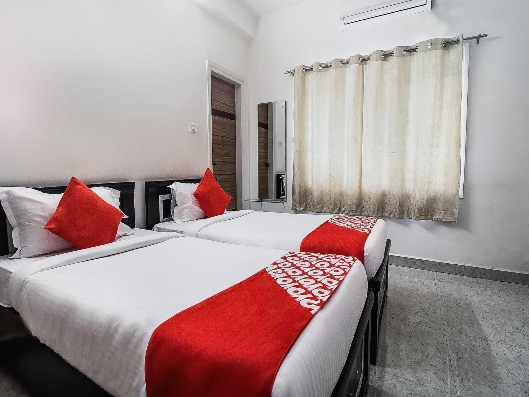 Hotel O Hillside Kukatpally