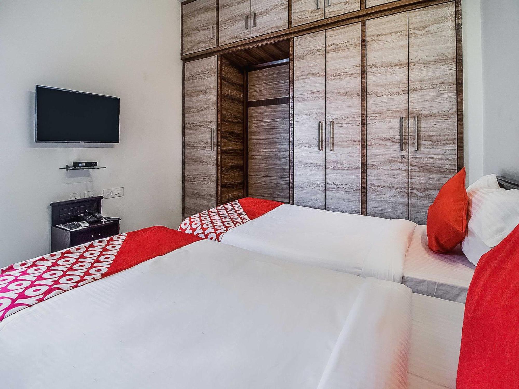 O Hillside Kukatpally Hotel