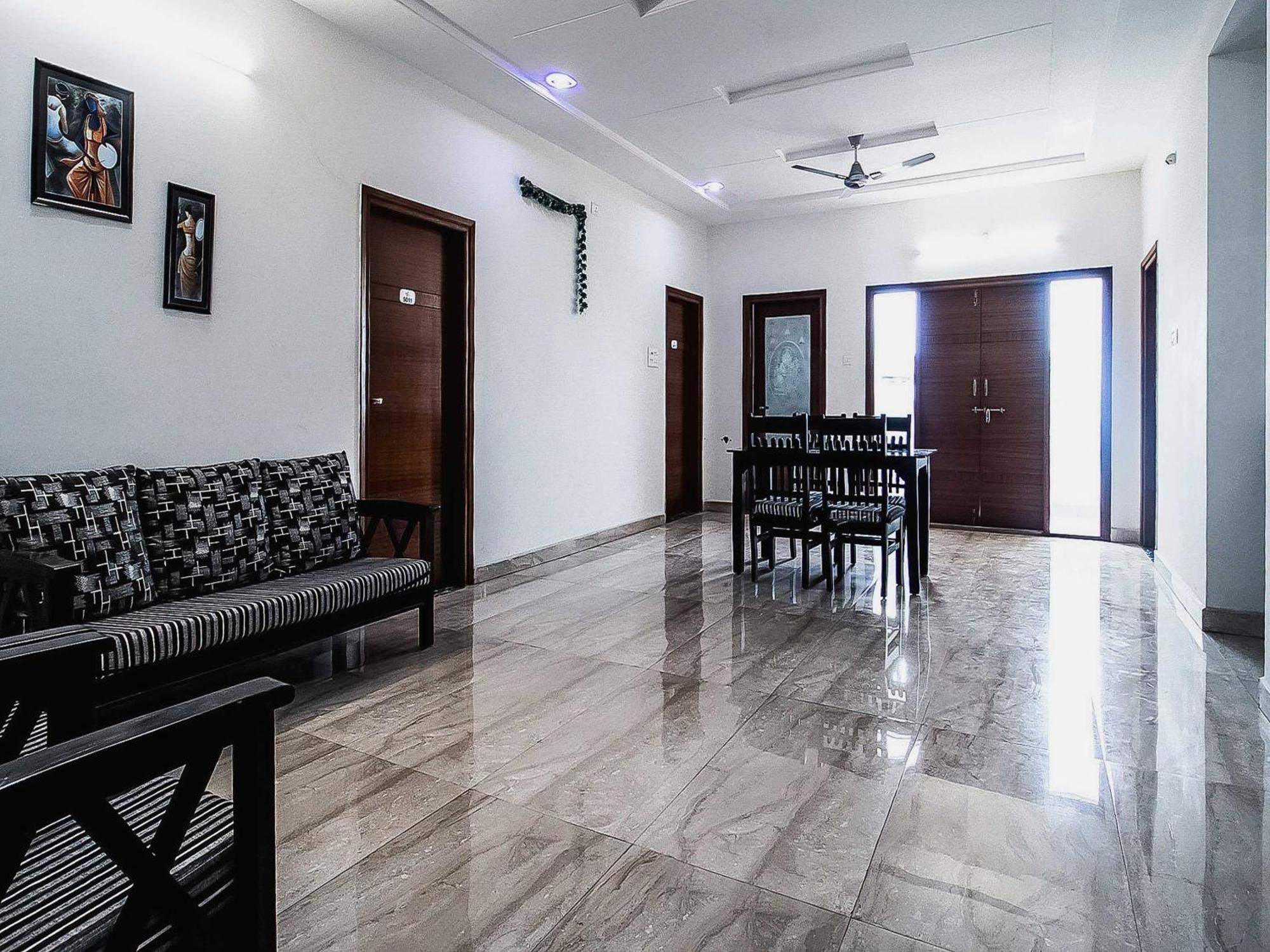 Hotel O Hillside Kukatpally