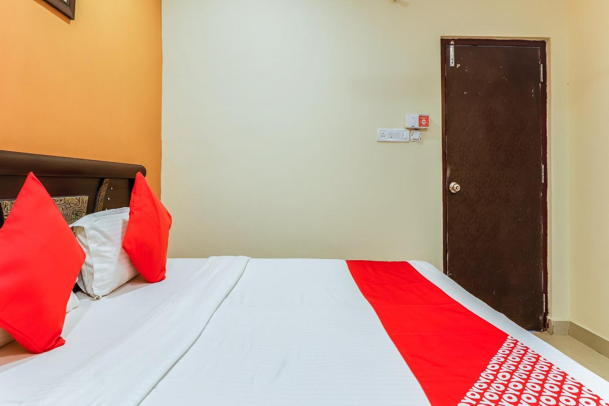 Hotel Oyo Flagship 79326 Lingampally