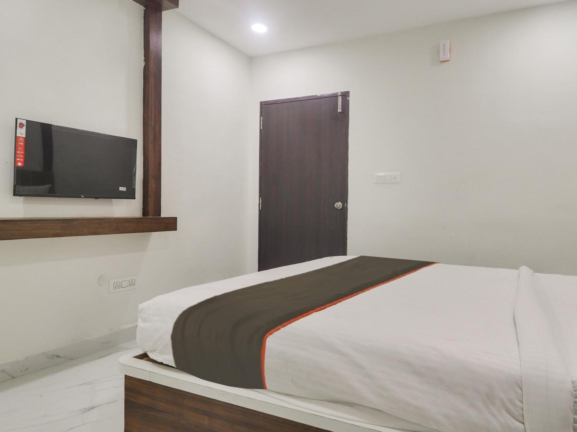Collection O Rb Grand @ Kompally 3* Hyderabad