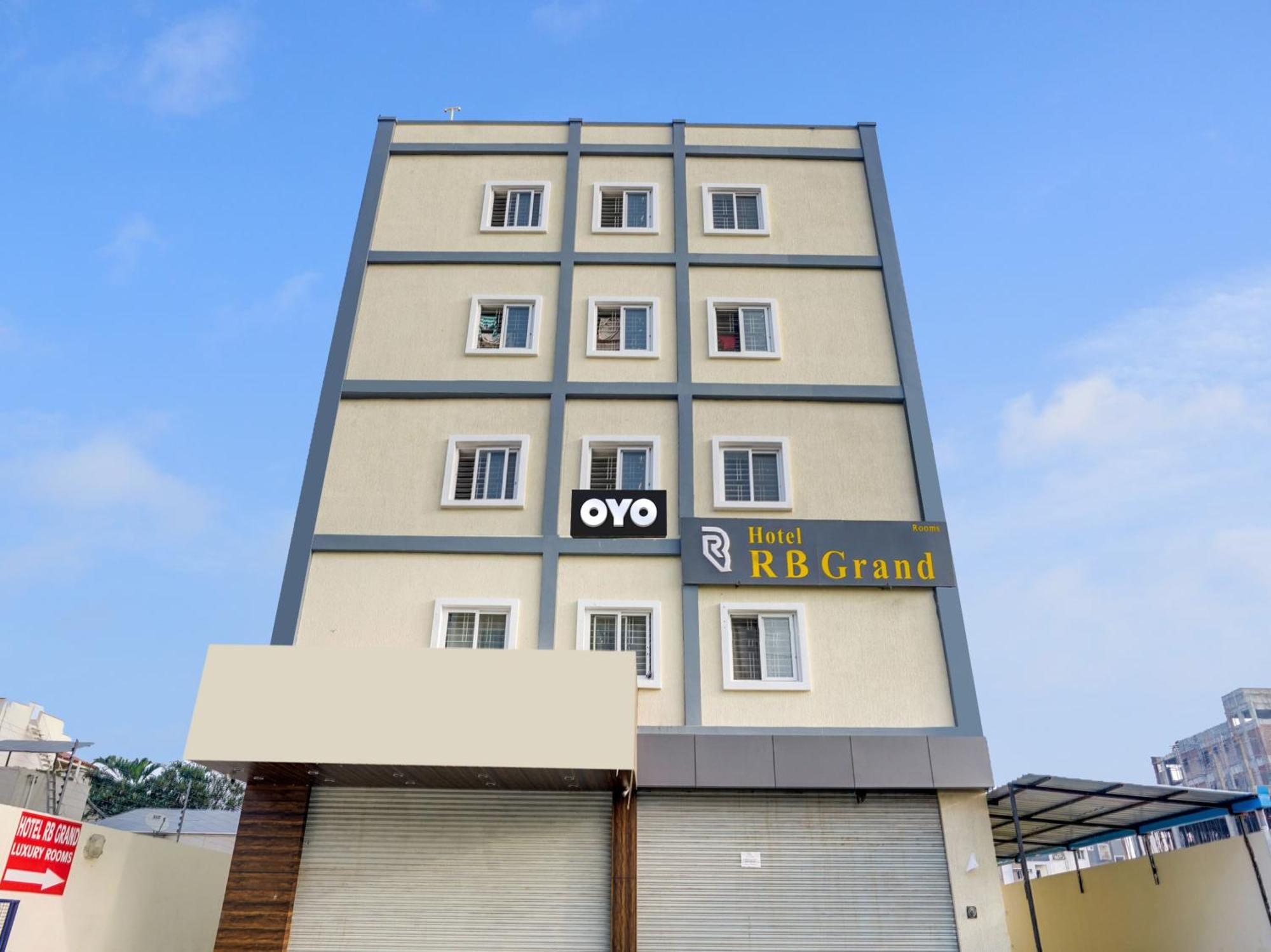 Hotel Collection O Rb Grand @ Kompally 3*