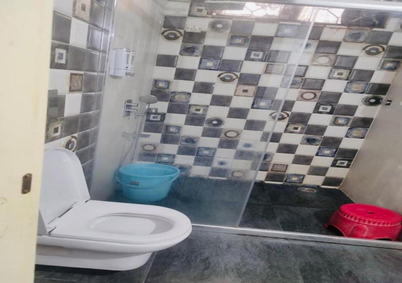 Individual Near Apollo Jubilee Hills Holiday home *