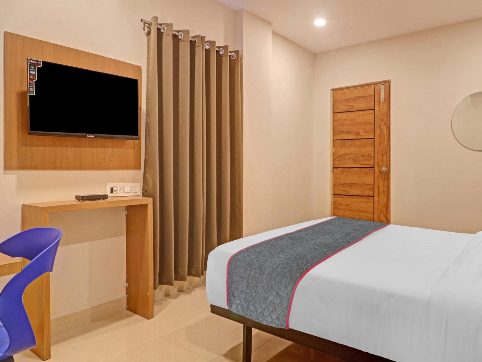 Super Townhouse White Ridge Kphb Opp Jntu Hotel Hyderabad
