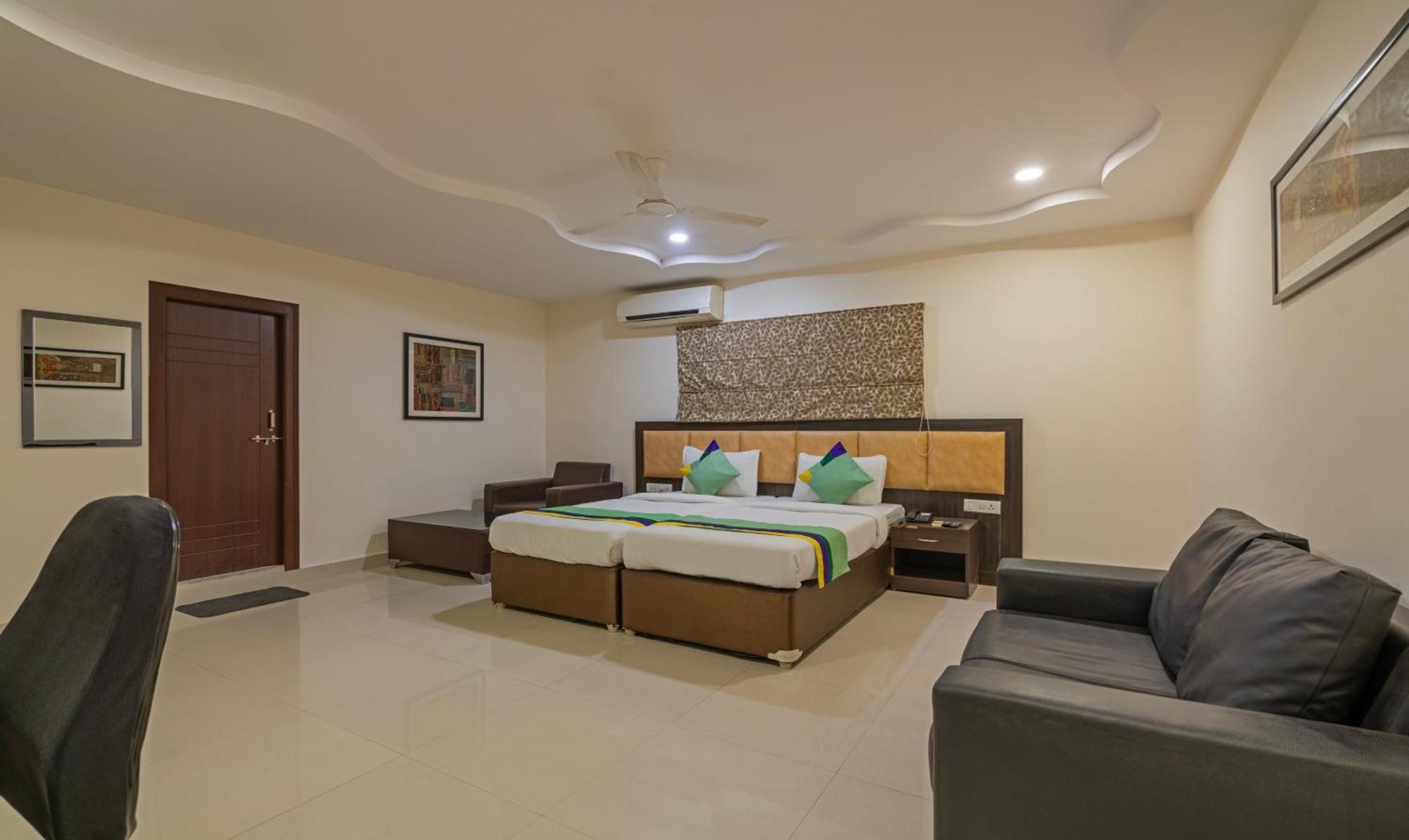 Hotel Treebo Emerald Hyderabad