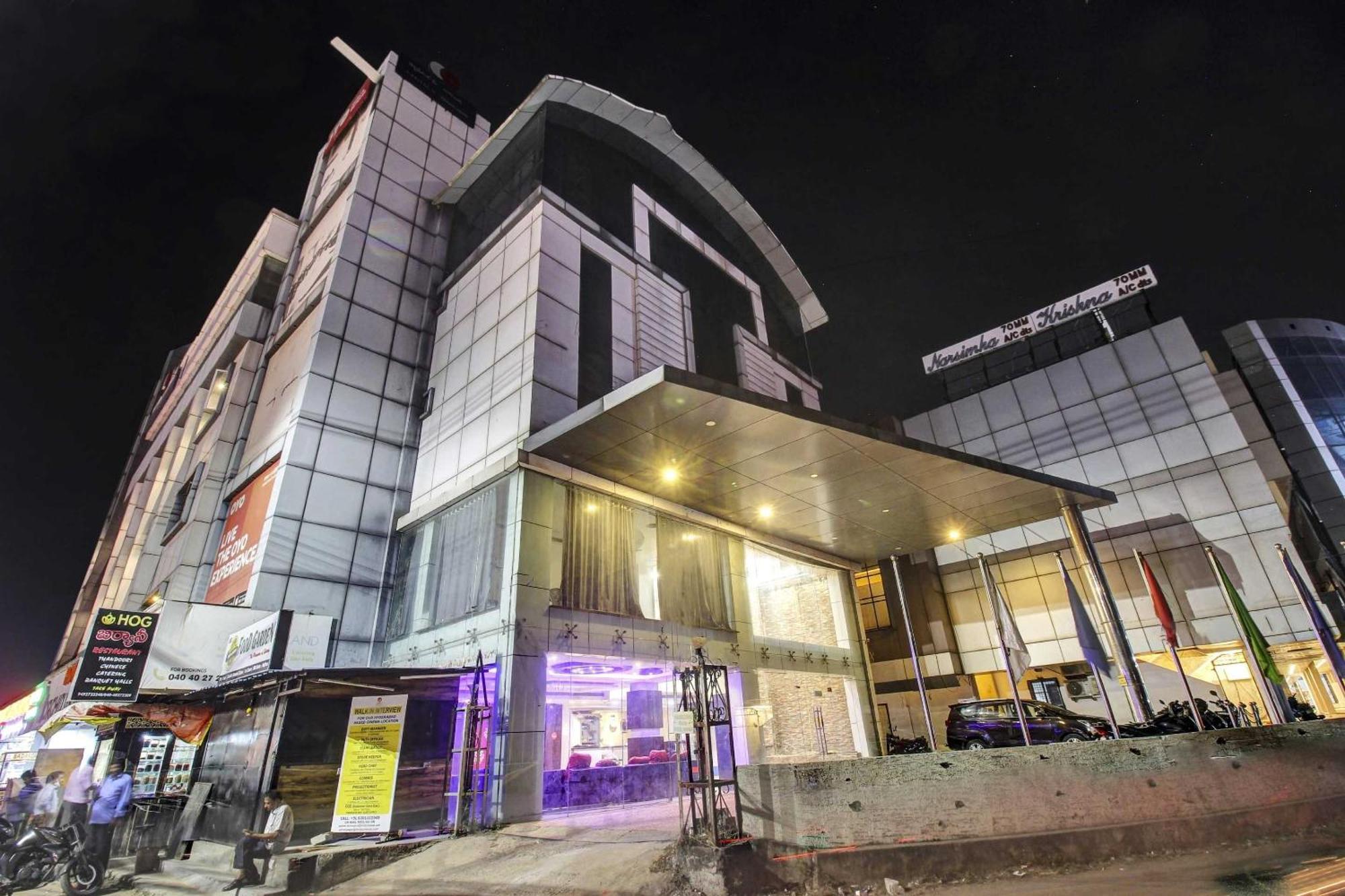 Collection O Grand Krishna Hotel 4*