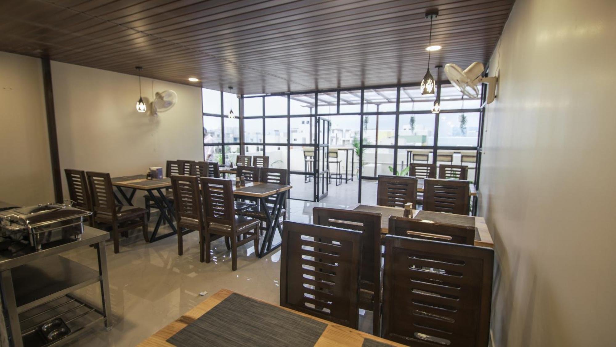 Hotel Radhe