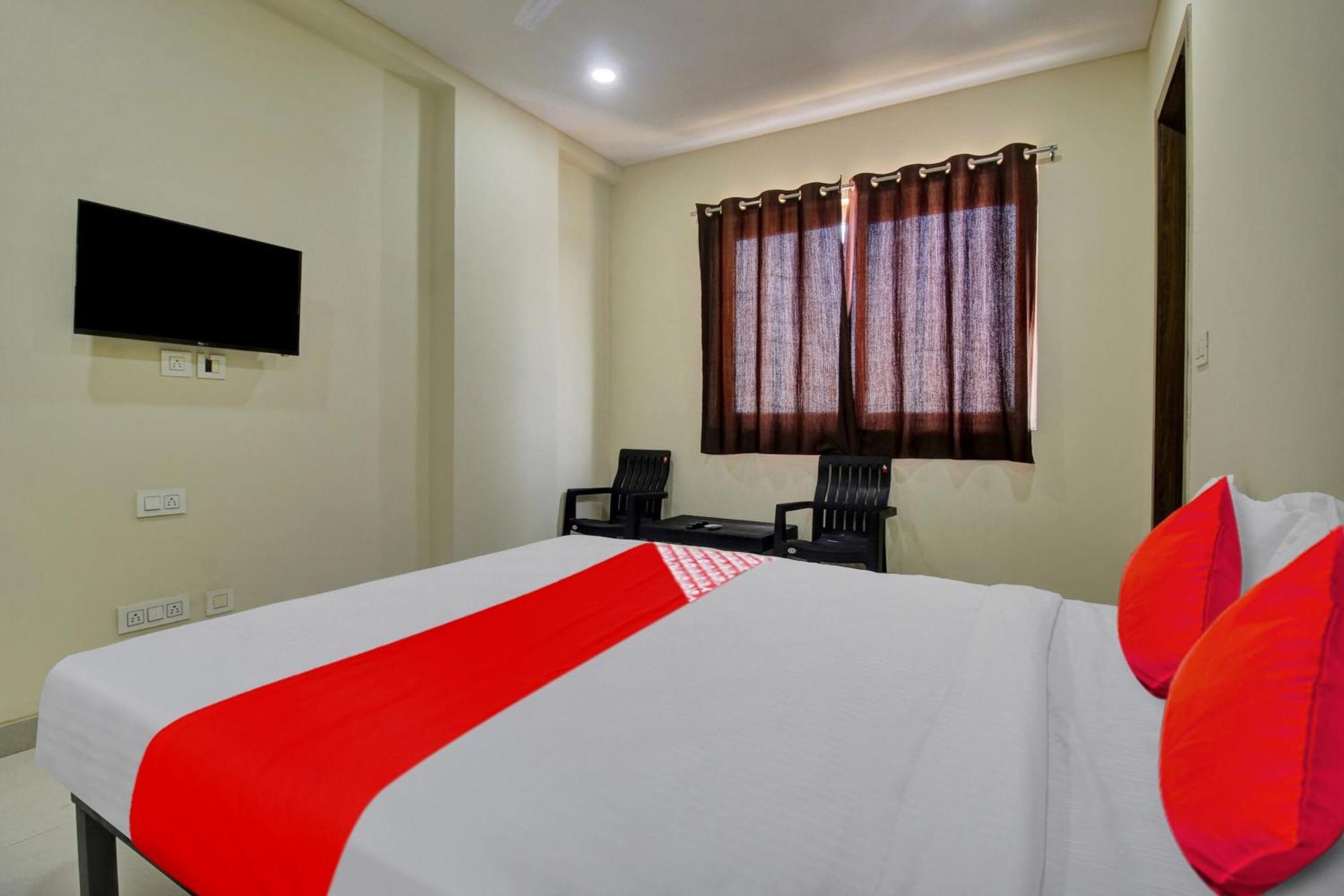 Hotel Oyo Flagship High Rise Hyderabad