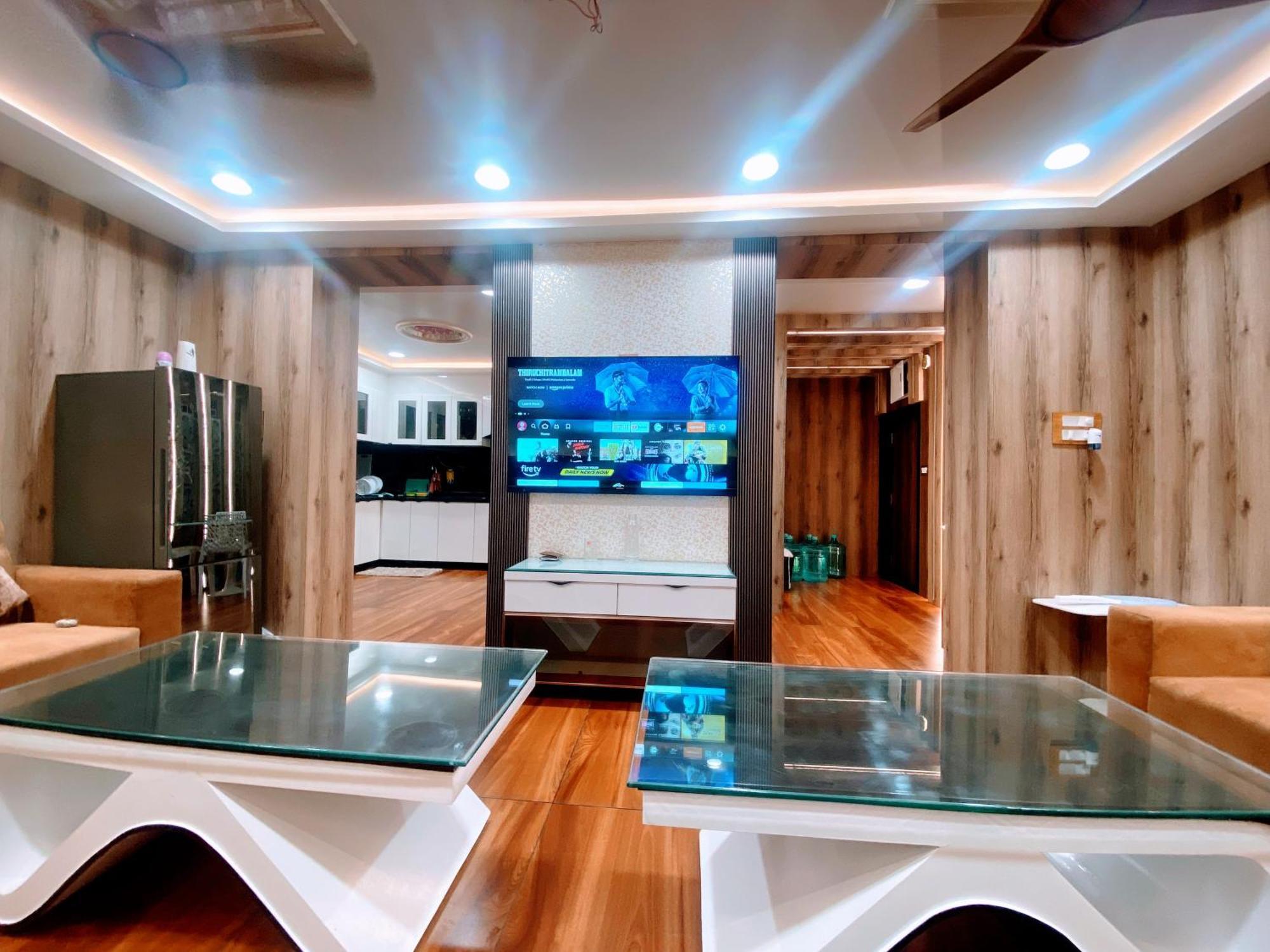 Bms - 2 Bhk Lux Ac Only For Family's * Hyderabad
