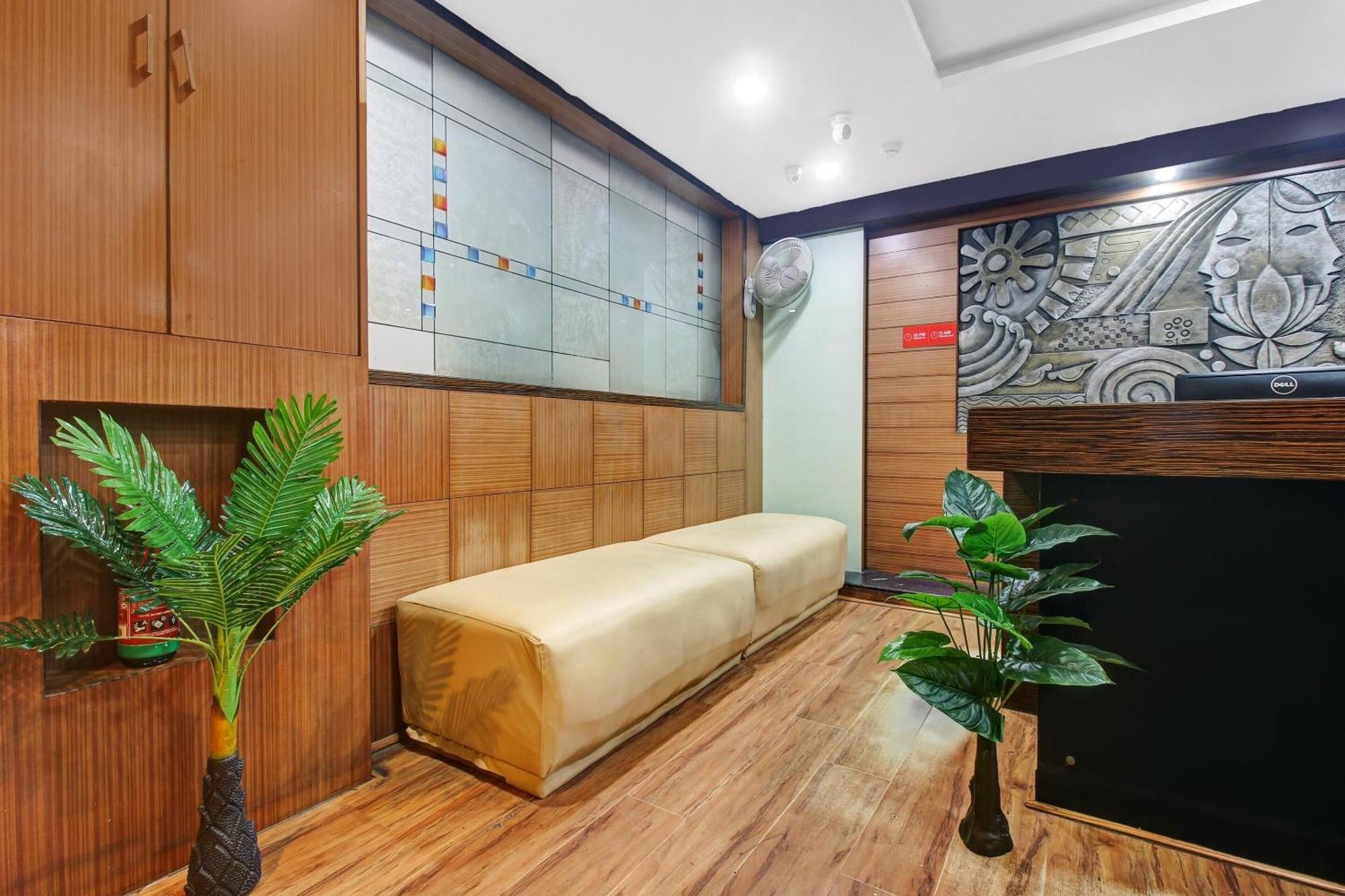 Townhouse Oak The Margi Near Yosufguda Metro Station 4*