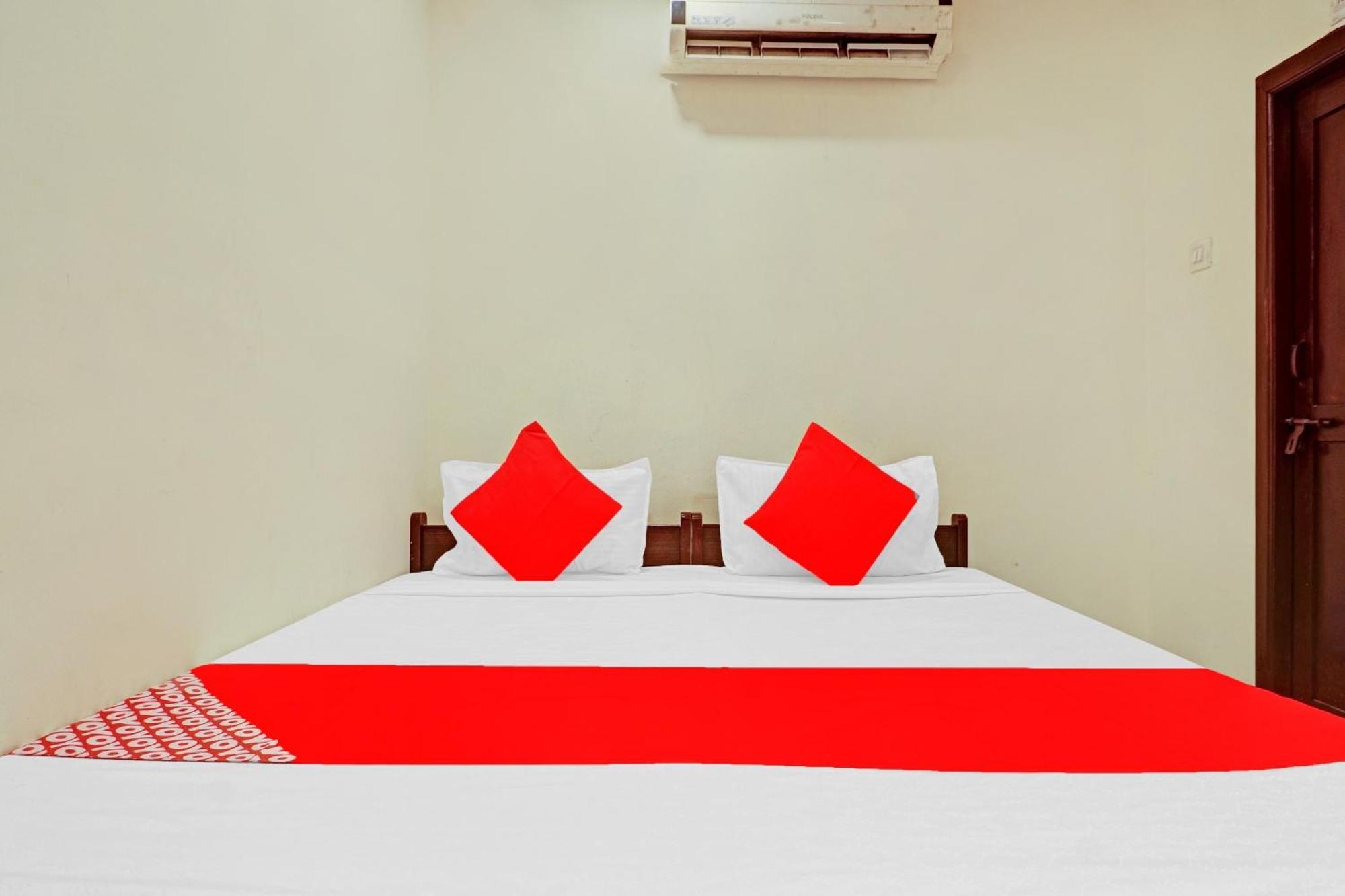Hotel Sri Sai Dwaraka Residency Near Secunderabad Railway Station Hotel Hyderabad