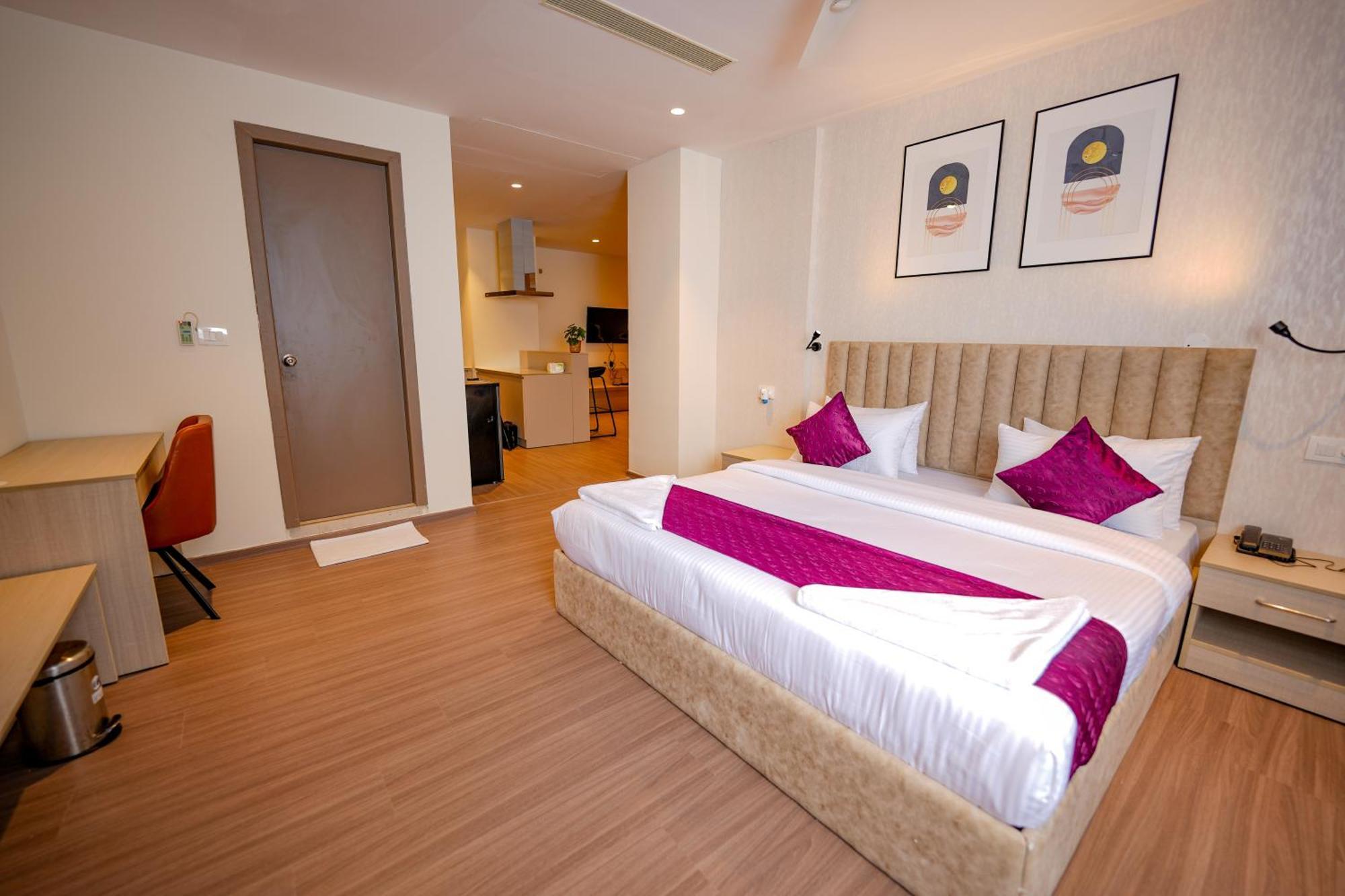 Casa & Suites, Gachibowli, Hotel