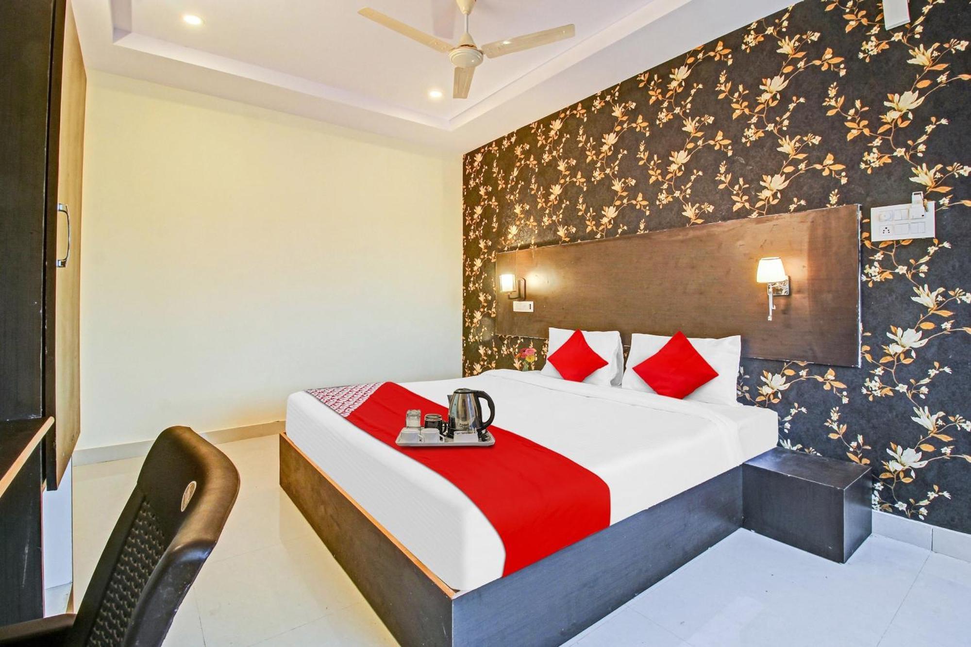 Capital O Ragas Hotel Hyderabad